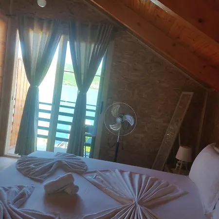 Erda Lakeside 3* Lini