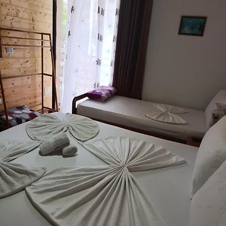 Erda Lakeside Bed & Breakfast
