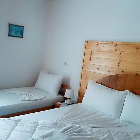 Couette-café Erda Lakeside 3*